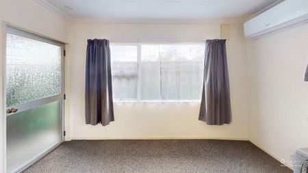 West End - 1 Bedroom - Photo 3