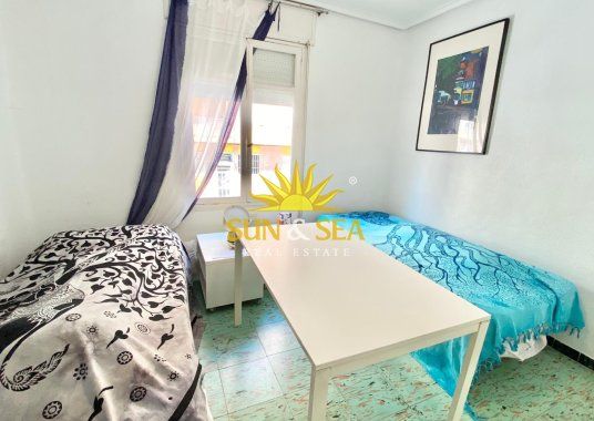 3 BEDROOM APARTMENT - GUARDAMAR DEL SEGURA