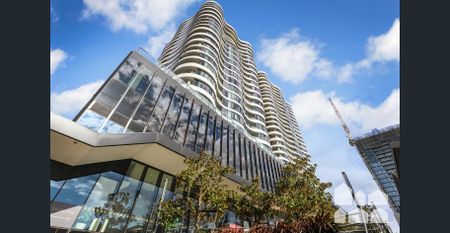 Stylish Apartment with Study, Parking & Amenities - Photo 5