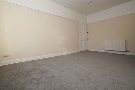 Flat in Scotland Road, Stanwix, Carlisle - Photo 3