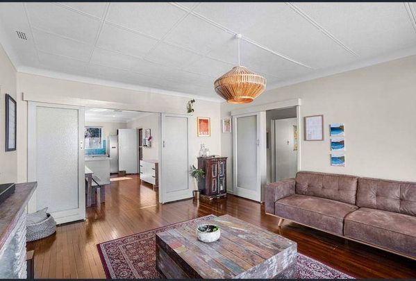 Welcome to 5 Farina Drive, Yokine - Photo 1