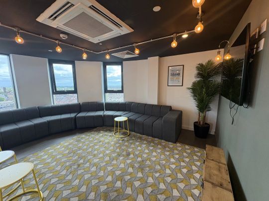 True Accessible Apartment - Photo 1