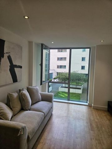 1 bedroom apartment to rent - Photo 2