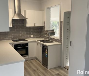 Three Bedroom home in great location - Photo 4