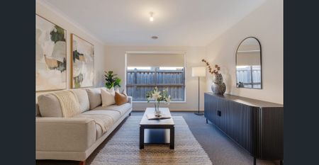 Central, Spacious & Convenient ! - Photo 3