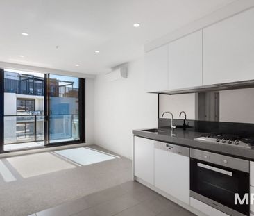 1813/8 Daly Street, South Yarra - Photo 1