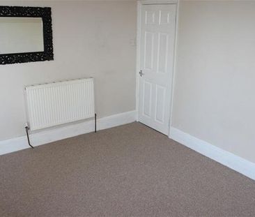 Studio to rent - Photo 6