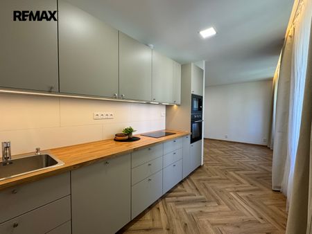 Pronájem bytu 2+kk v osobním vlastnictví 53 m², Děčín - Photo 3