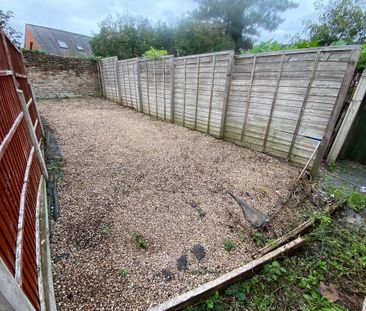 3 bedroom terraced house to rent - Photo 6