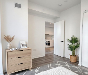 For Lease - 8 Interchange Way Unit# 811, Vaughan, Ontario - Photo 1