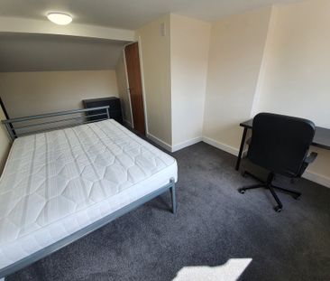 4 Bed Student Accommodation - Photo 1