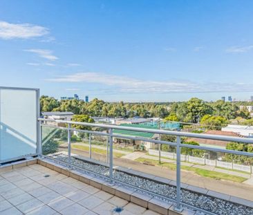 12 HEYSEN AVE, Ermington NSW 2115 - House For Rent | Domain - Photo 4