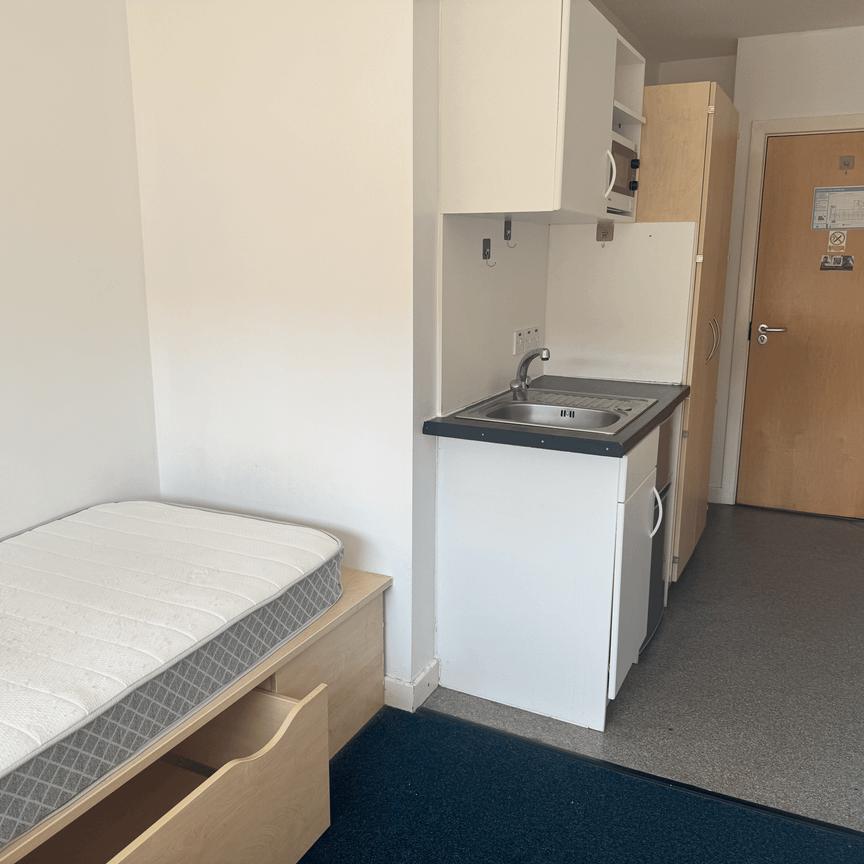 Dunn House Student Accommodation, Sunderland - Photo 1
