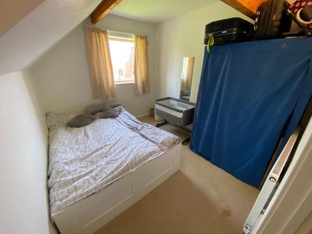 2 bedroom flat to rent - Photo 3