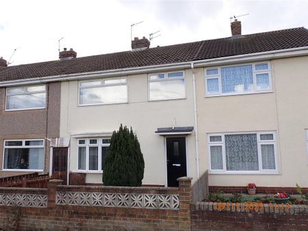 3 bedroom semi-detached house to rent - Photo 2