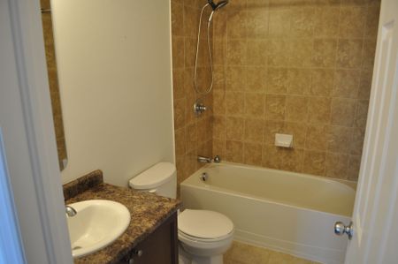 For Lease - 103 Fraser Fields Way Unit# K, Barrhaven, Ontario - Photo 4