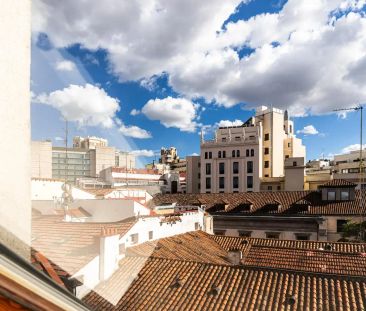 Piso de alquiler en Calle de San Bernardo, 10, Universidad - Malasaña - Photo 2