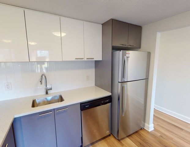 Britannia Beach | 2780 Rowatt Street, Ottawa - Photo 1