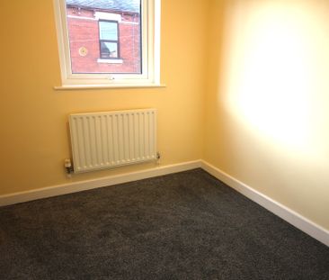 Emmanuel Street, Preston - Photo 4