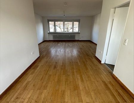 2. OG / 3 Zimmer ab sofort - Foto 1