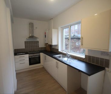 2 bedroom terraced house to rent - Photo 5