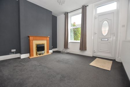 2 bedroom House To Let - Photo 3