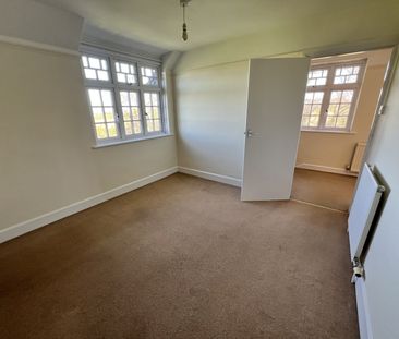 Lower Marsh, Dunster, Minehead, Somerset, TA24 - Photo 3