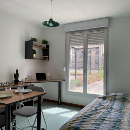Studio meublé à louer à Saint Etienne - Photo 3
