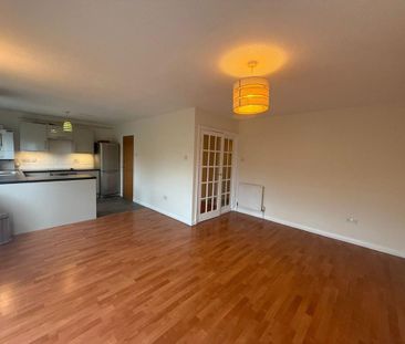 2 bedroom flat to rent - Photo 6