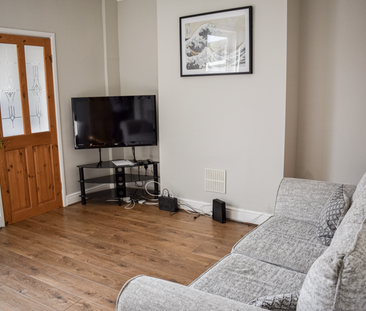 3 bedroom terraced house to rent - Photo 4 | Rentumo