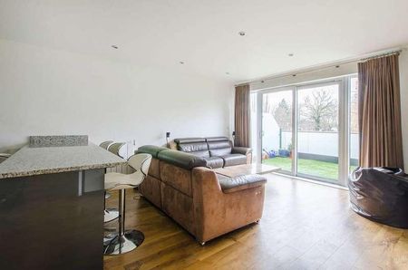 Dowding Drive, Kidbrooke, SE9 - Photo 4