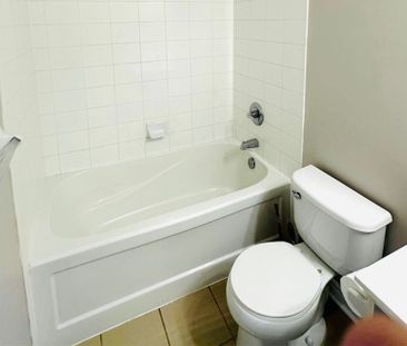 For Lease - 385 Prince Of Wales Drive Unit# 2504, Mississauga, Ontario - Photo 4