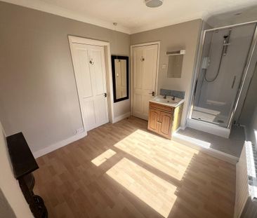 4 bedroom property to rent - Photo 6