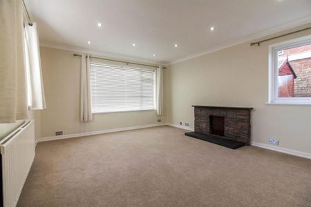 4 bedroom detached house to rent - Photo 5