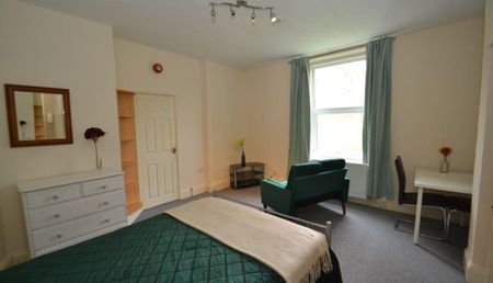 Flat 3, Heavitree Road, EX1 2ND - Photo 2