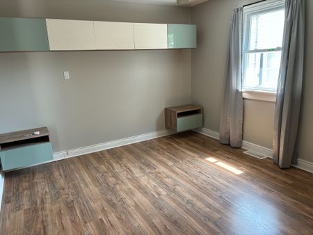 For Lease - 439 Peter Street, Orillia, Ontario - Photo 3