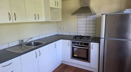 Waterloo 3 Bedroom Home - Photo 4