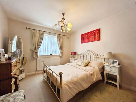 Spring Avenue, Egham, Surrey, TW20 9PJ - Photo 5