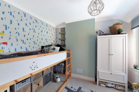 2 bedroom semi-detached house to rent - Photo 5