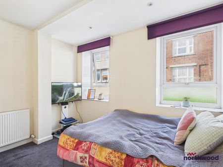 1 bedroom flat to rent - Photo 2