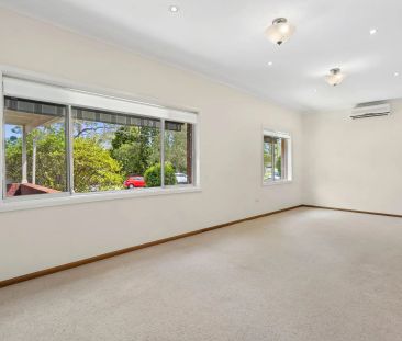 20 Bentley Avenue, Forestville. - Photo 5