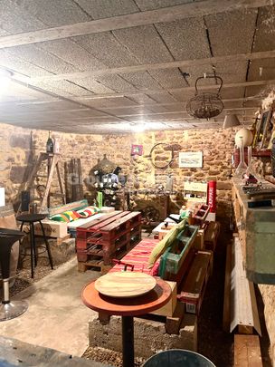 A LOUER Châteauneuf-du-Pape, Maison meublée 2 chambres, terrasse, garage, cave, - Photo 1