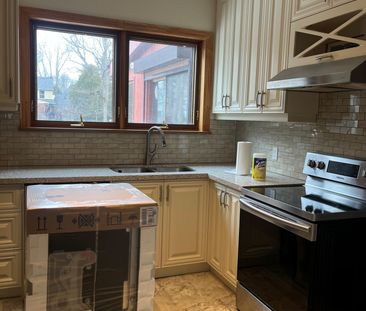 For Lease - 51 Inglewood Drive, Mississauga, Ontario - Photo 5