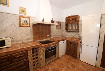 5 bed villa for long term rent, Urb. Ricmar, Marbella