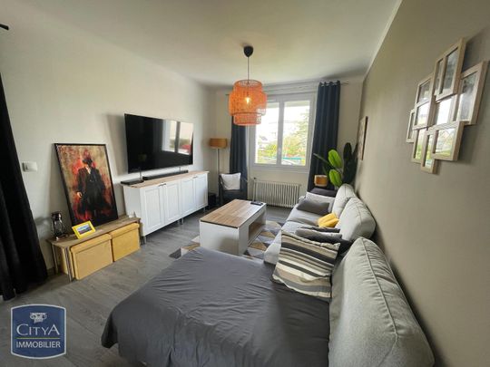Location Maison 4 pièces 111m² CHATEAUROUX 36000 - Photo 1