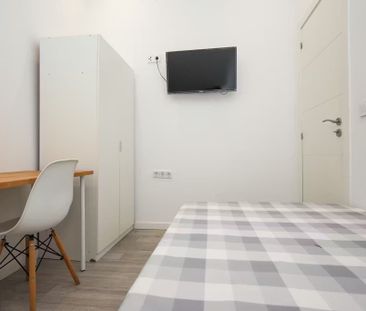 Carrer dEduard Boscà, Valencia, Valencian Community 46023 - Photo 5