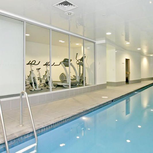 3 Bedroom Furnished Central City Apartment - Photo 1