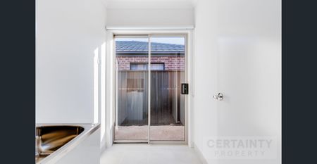 Modern Family Living with Stylish Finishes & Space to Enjoy - Photo 4