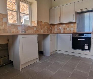 2 bedroom bungalow to rent - Photo 2