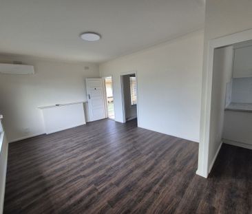 185 E Lawrence Street - Photo 2